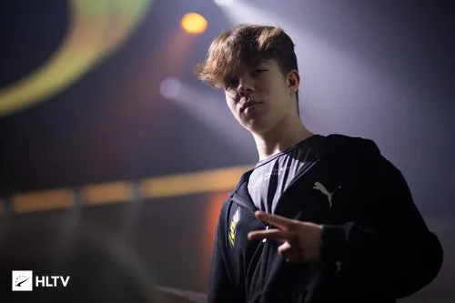 NAVI Junior —  Astralis Talent 05.01.2022 Прогноз и ставки на матч