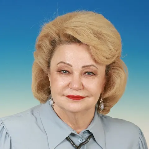 Нина Останина подчеркнула, что »Википедия» не только не имеет четкой системы возрастных ограничений, но и способствует искажению исторических фактов