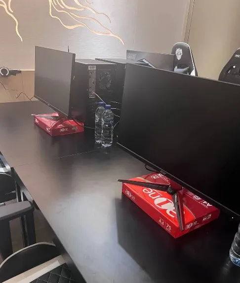 .