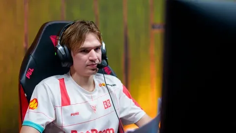 По информации CyberMeta, после The International 2025 состав BB Team может покинуть Иван Pure Москаленко