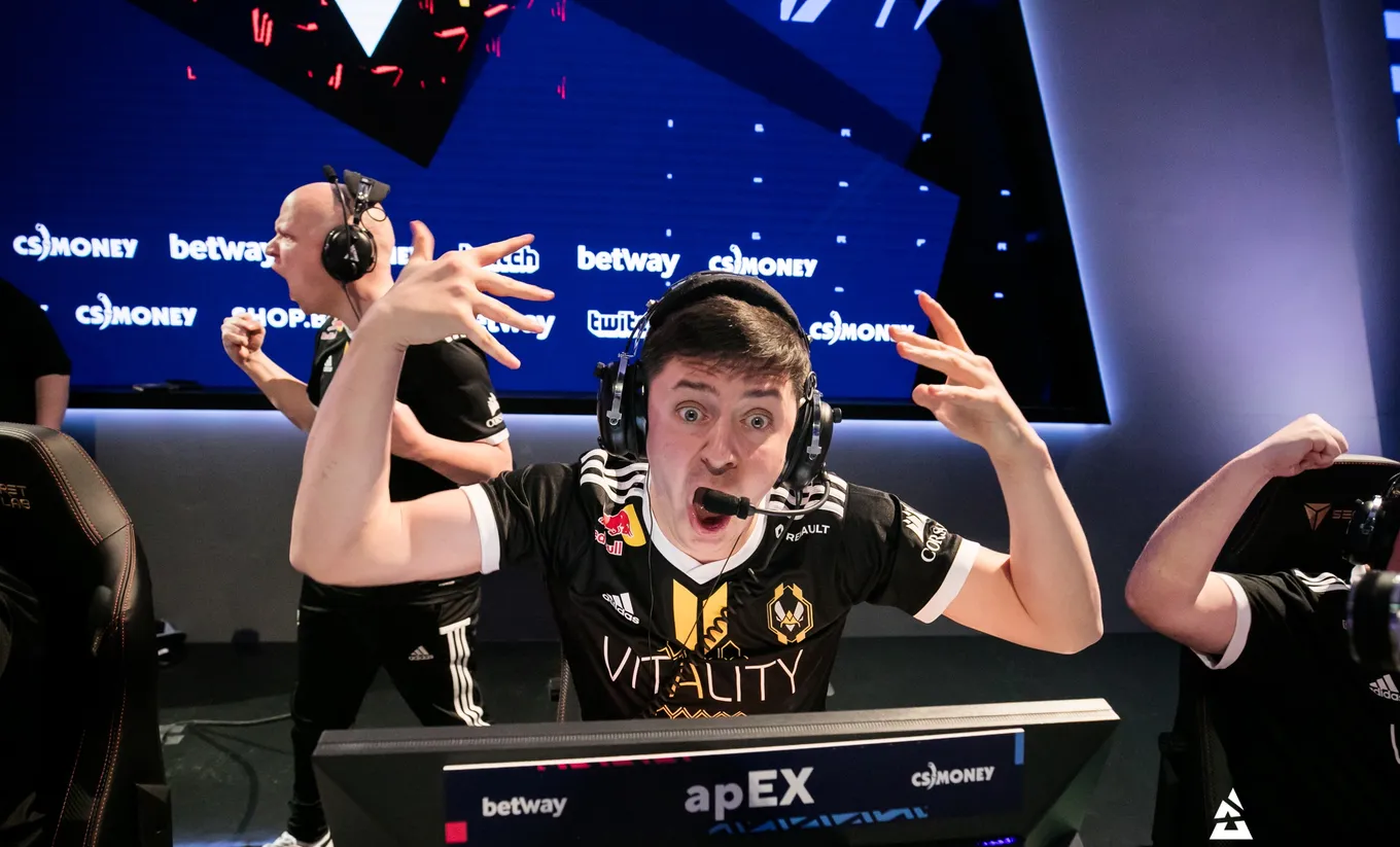Team Vitality — Natus Vincere: прямая трансляция и коэффициенты на матч ESL Pro League Season 14