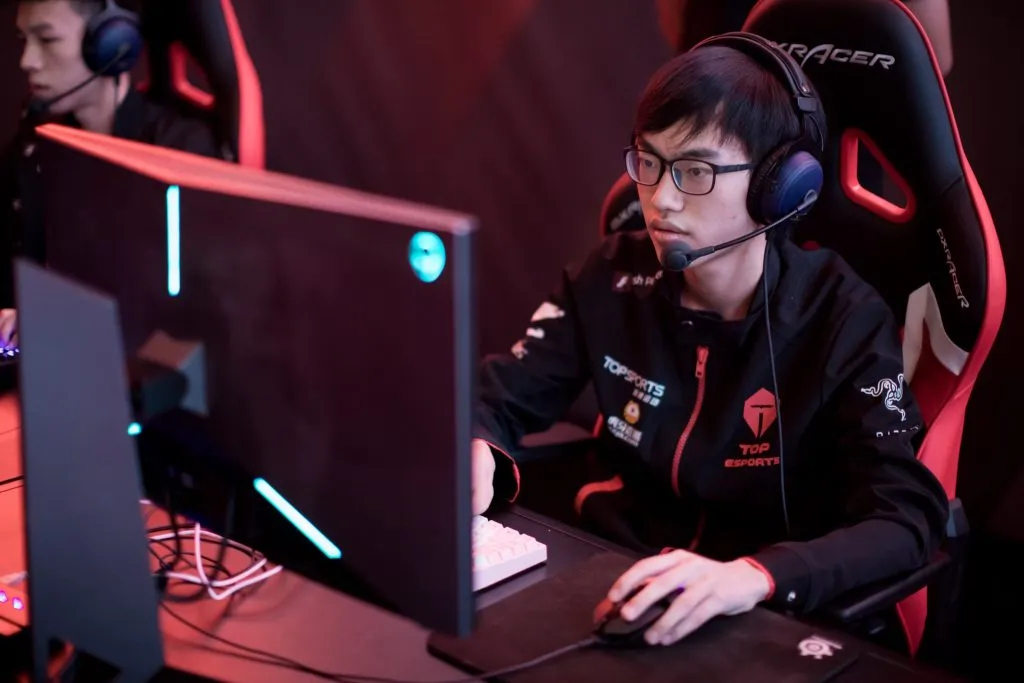 Top Esports — ThunderTalk Gaming. 24.03.2021. Прогноз и ставки на матч
