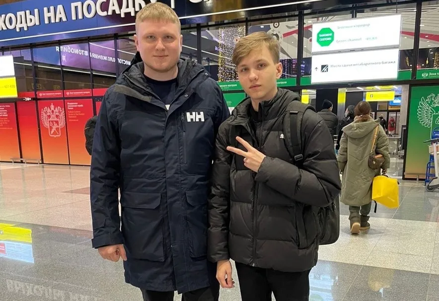 «Уже в 2 года он играл CS. Пусть команды боятся его AWP!» Брат moNESY рассказал о жизни новой звезды CS:GO