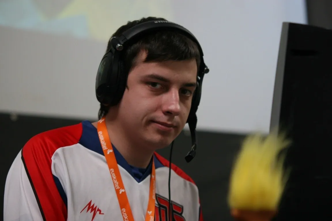 Fox — о CS:GO, Astana Dragons и победе над легендарным составом NiP
