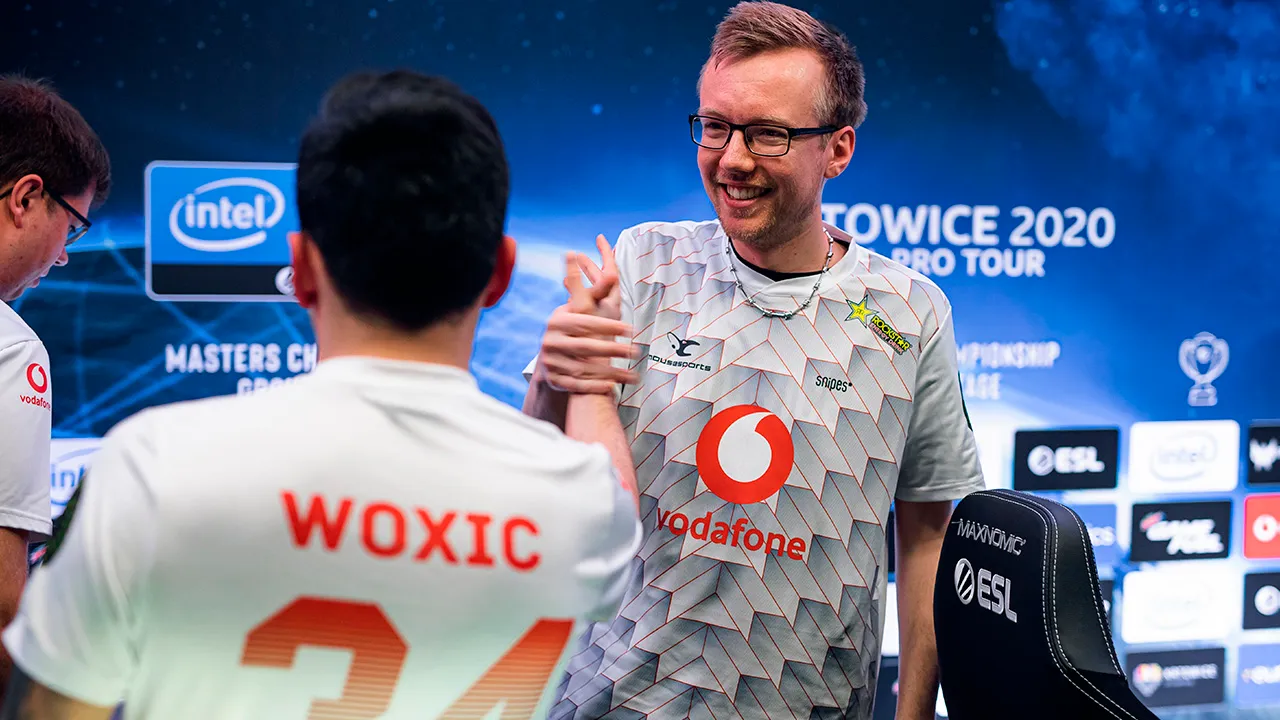 mousesports – NaVi. 07.04.2020. Прогноз и ставки на матч