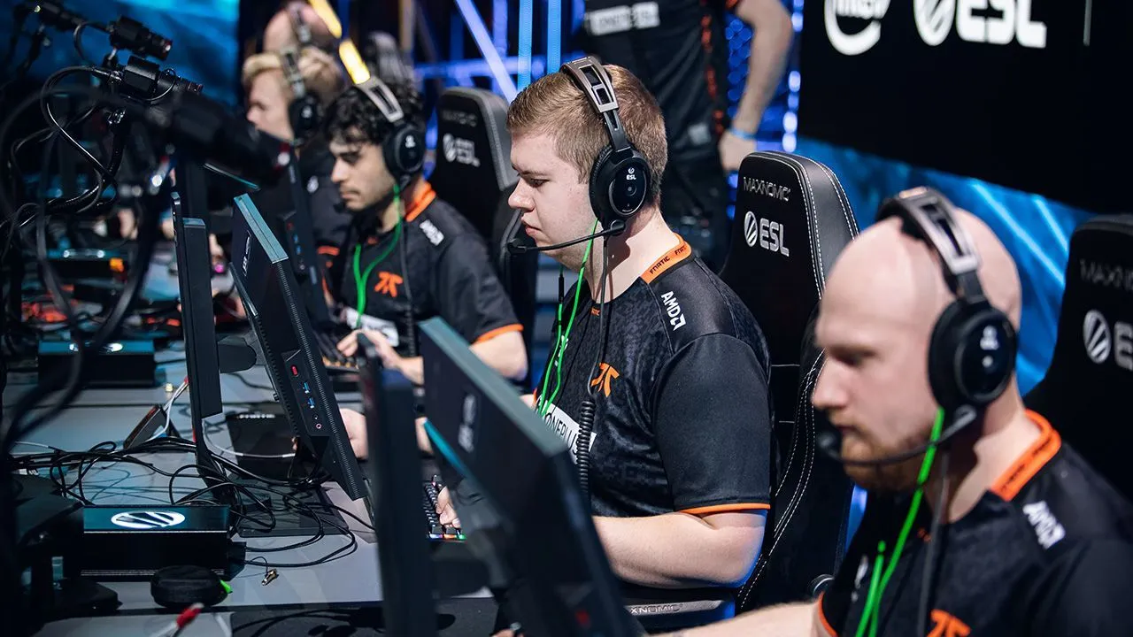 fnatic – mousesports. 12.04.2020. Прогноз и ставки на матч