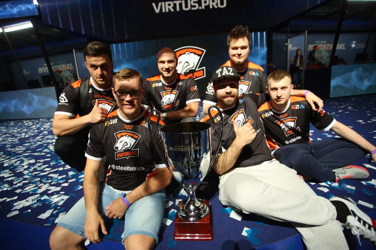Virtus.pro по CS:GO