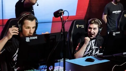 CR4ZY (CS: GO)