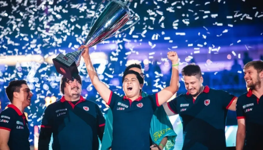 Михаил Dosia Столяров и Gambit Esports: чемпионство на PGL Major Kraków 2017