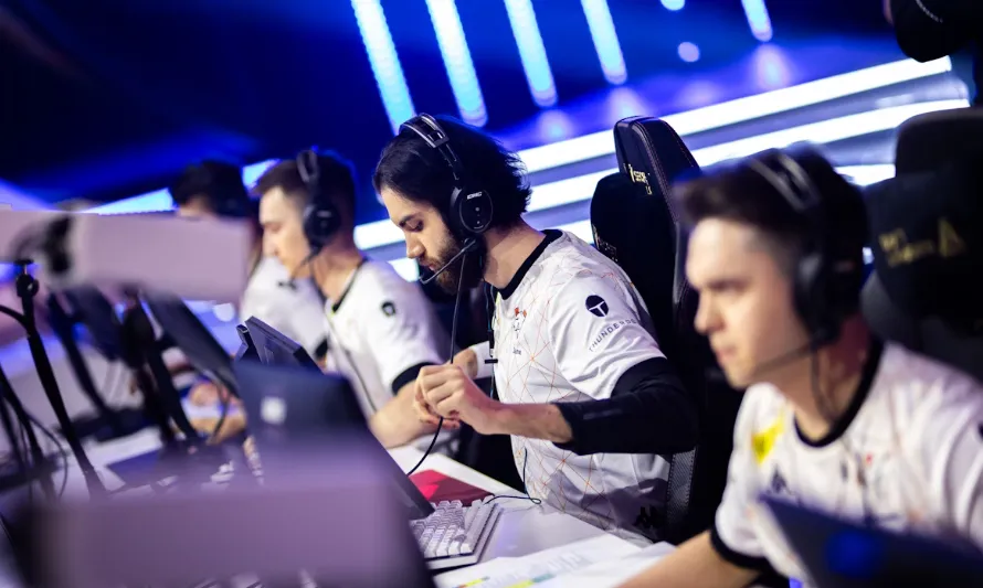 Virtus.pro на EWC 2024