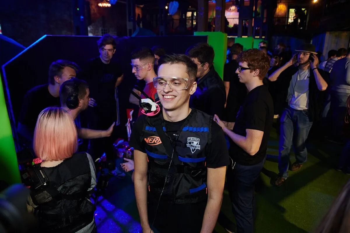Бустер играл в Fortnite
