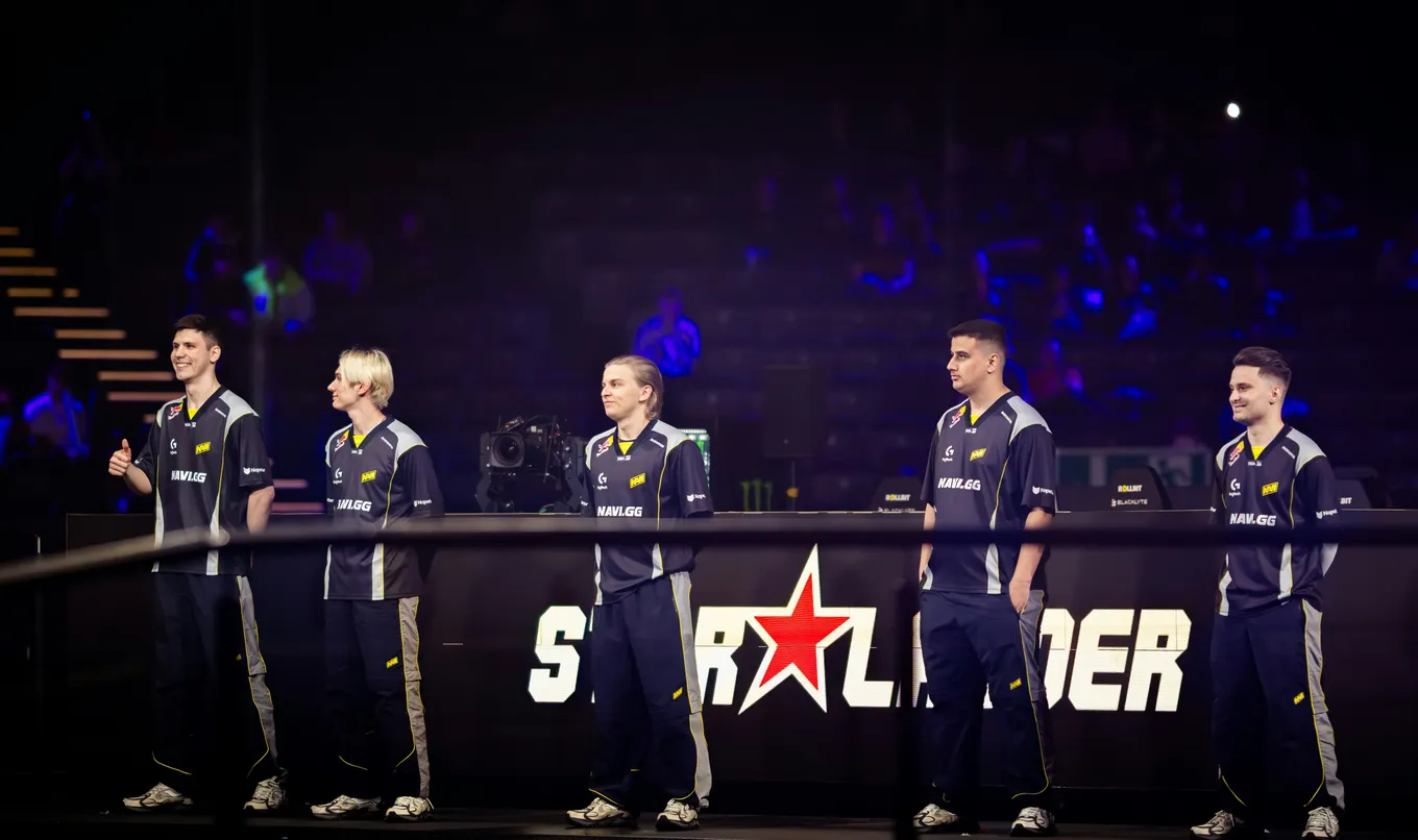 Прогноз на матч FaZe – NAVI: самый неожиданный полуфинал мейджора
