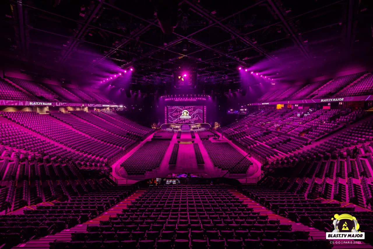 Сцена плей-офф BLAST.tv Paris Major 2023