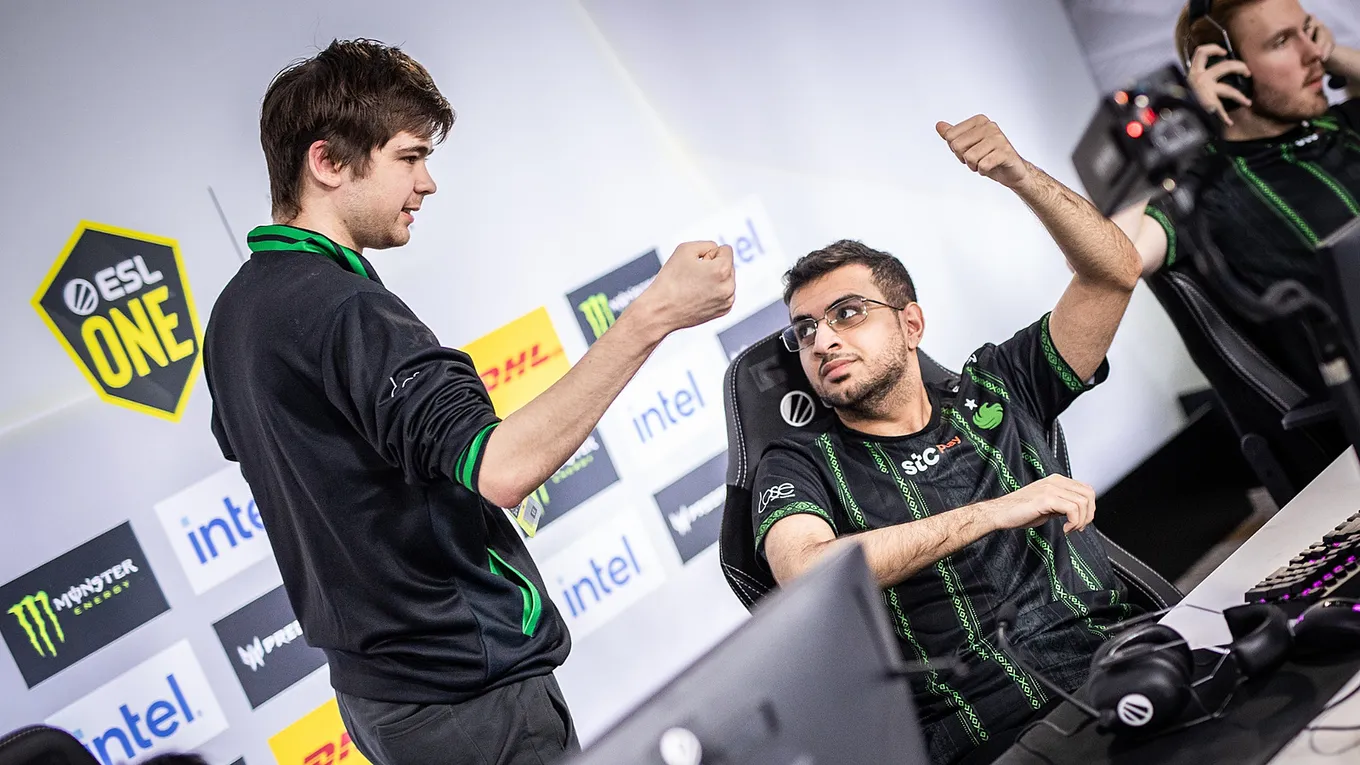 Игроки Team Falcons на ESL One Kuala Lumpur 2023