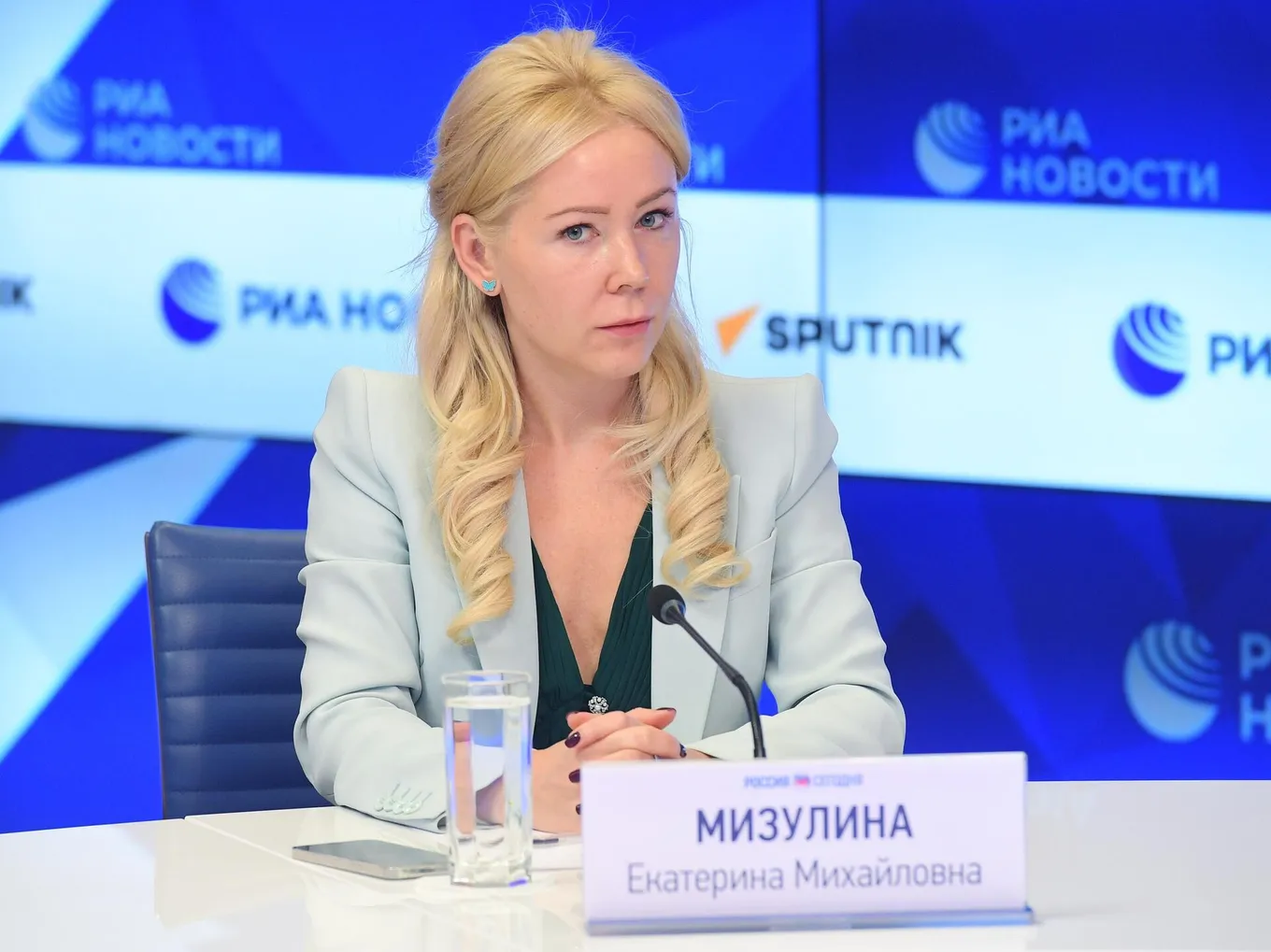 Екатерина Мизулина