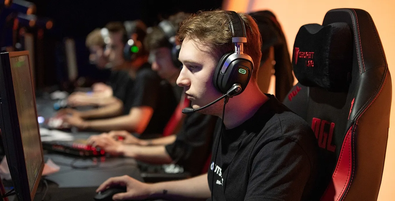 Команда Virtus.pro (Outsiders)