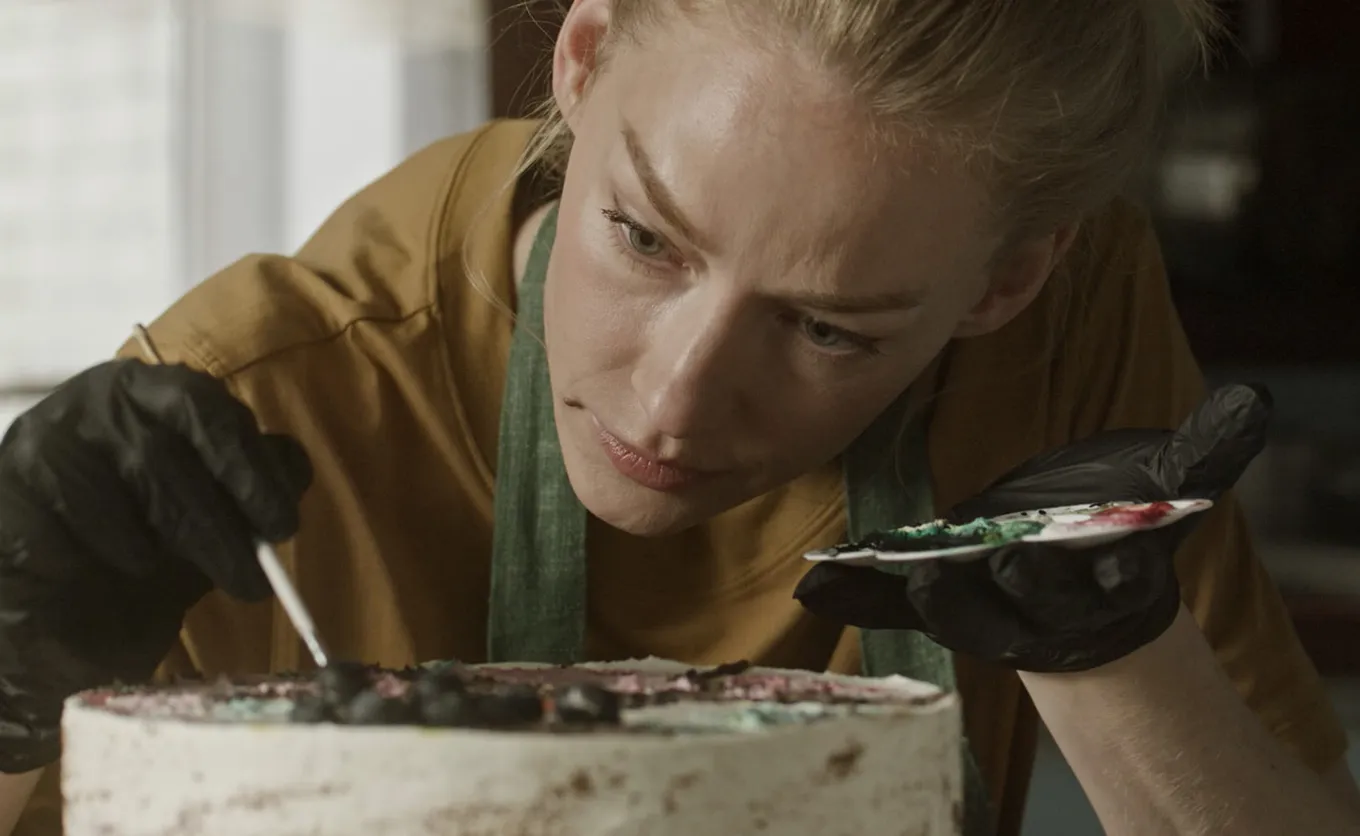 Кадр из сериала «Мерзлая земля»