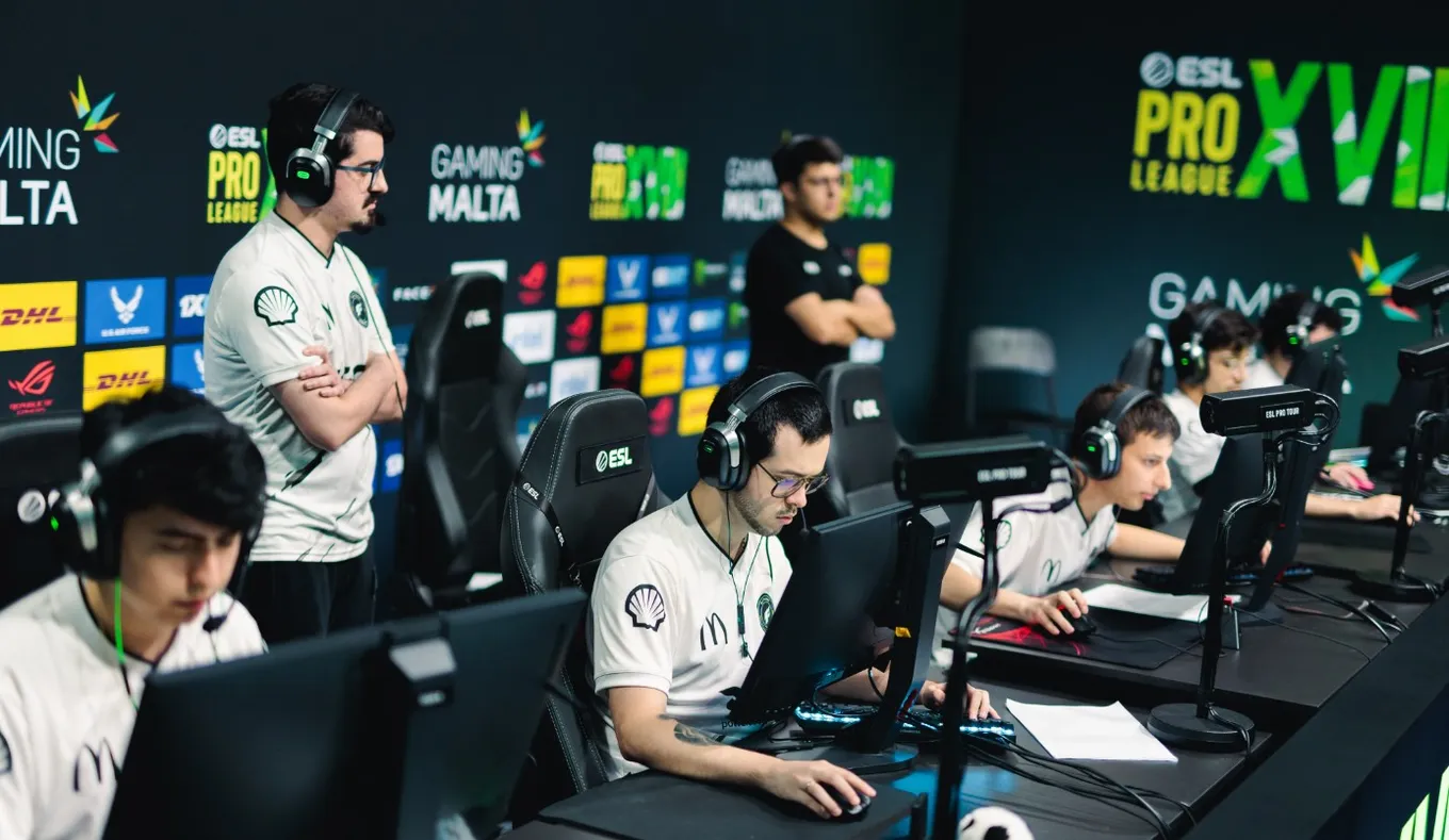 Movistar Riders – 9z: латиноамериканцы удивят в дебютном матче