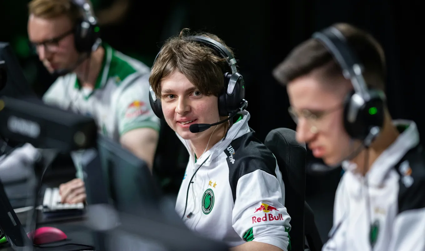 Групповую стадию ESL Pro League Season 22 Falcons прошла уверенно, проиграв лишь на одной карте
