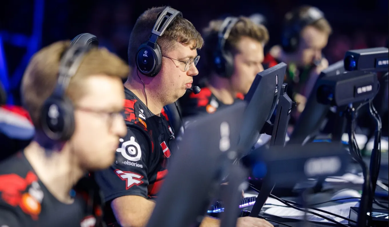 FaZe Clan – 9Pandas: «панды» проиграют первый матч на RMR