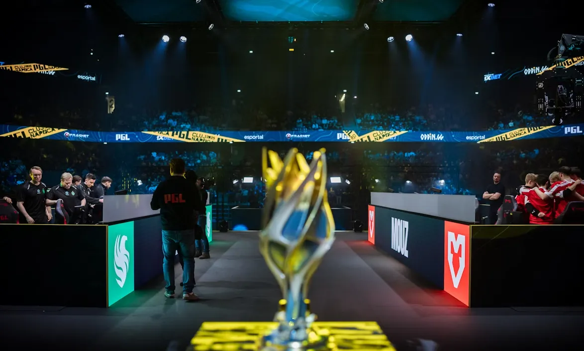 В финале PGL Cluj-Napoca 2025 встретились MOUZ и Team Falcons