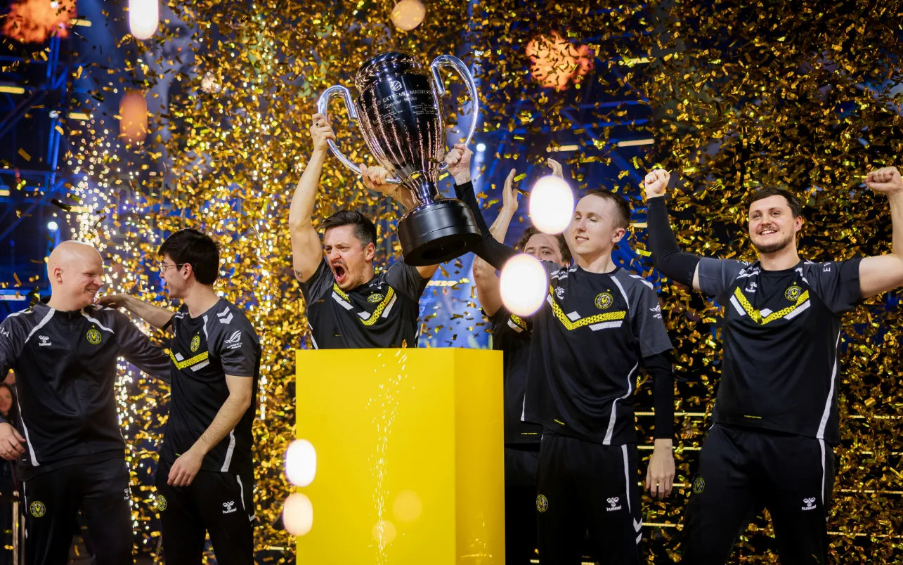 Vitality с трофеем IEM Katowice 2025
