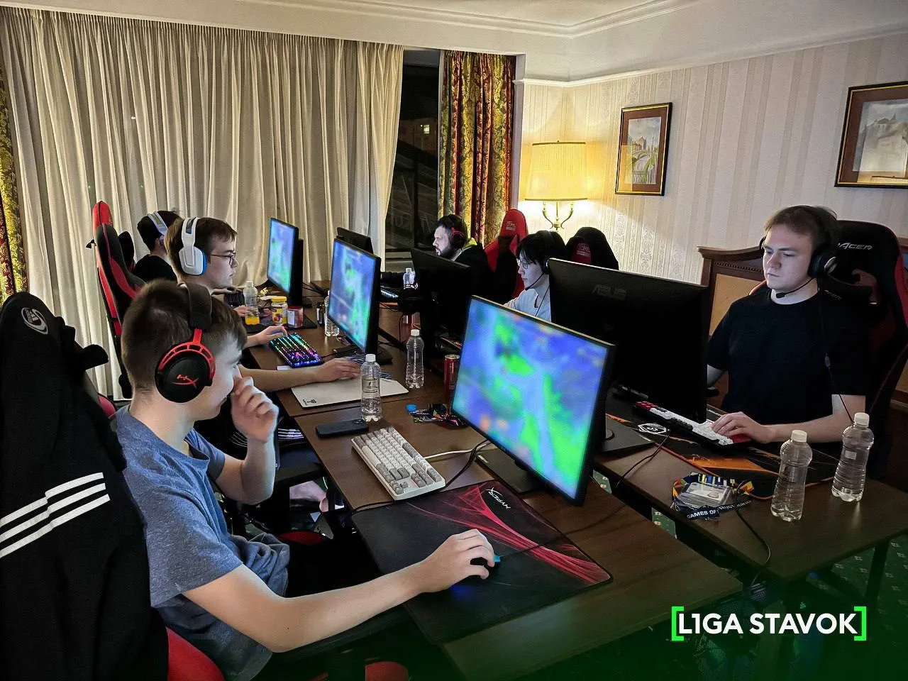 L1ga Team
