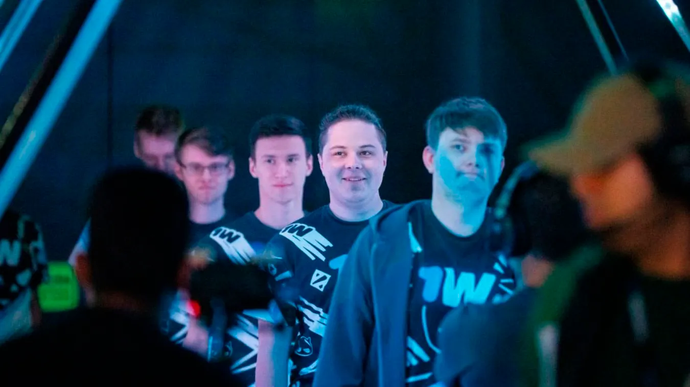 В 2024 году на The International без смены названия приехали BetBoom Team и 1w Team. На тот момент Valve ещё не ввела запреты на рекламу в тегах