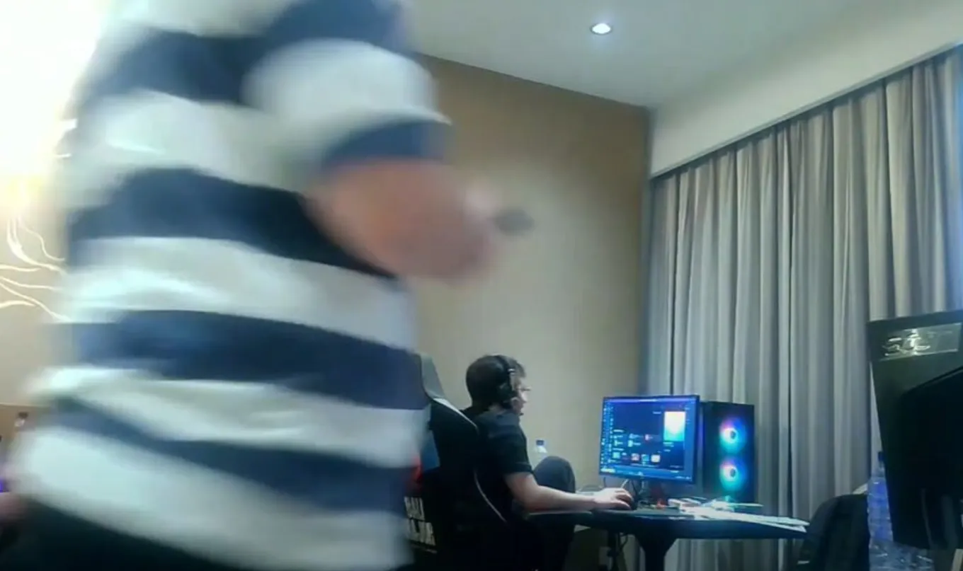 .