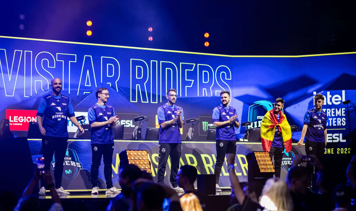 Movistar Riders – ECLOT: сможет ли фаворит одержать победу?
