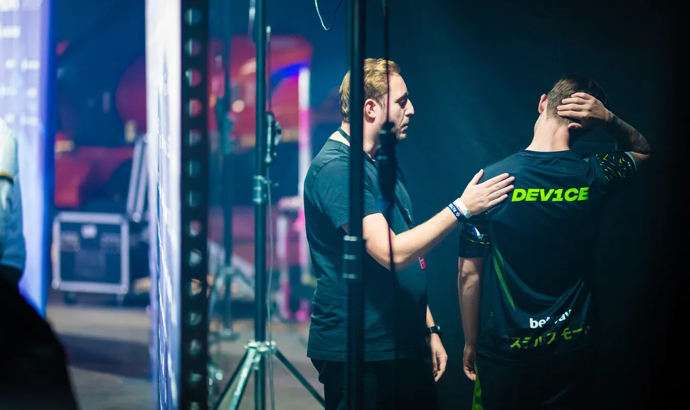 dev1ce