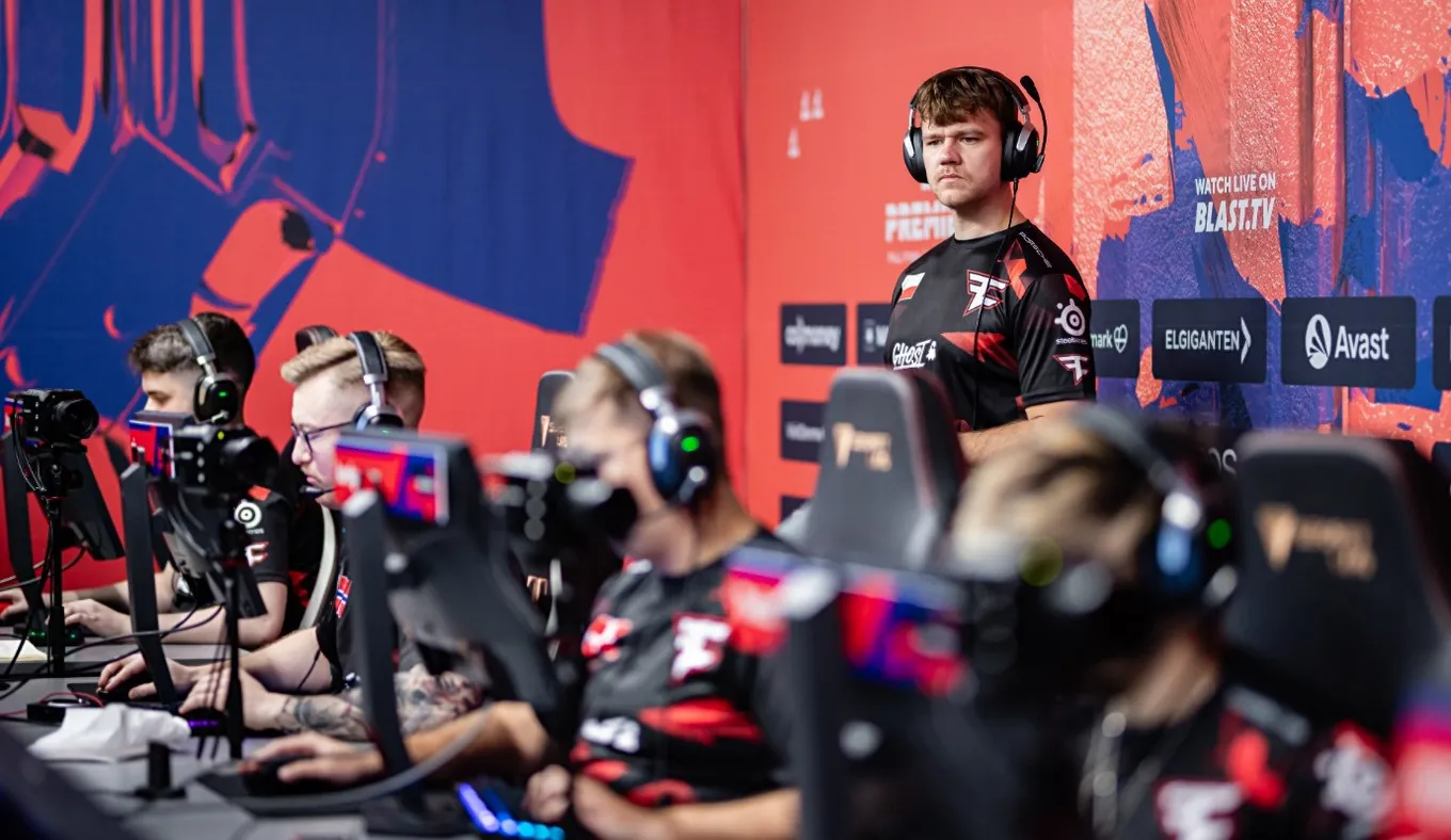 FaZe Clan – Cloud9: противостояние «легендарных» капитанов