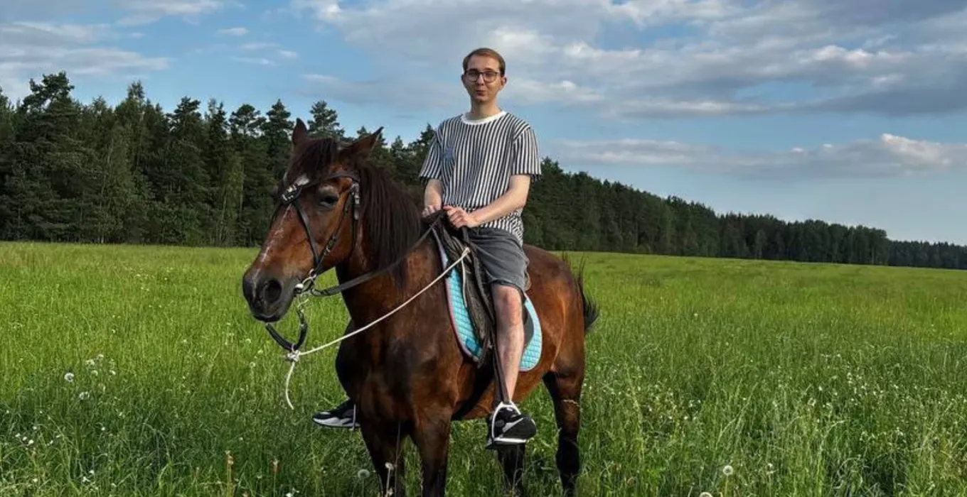 panto менял ник, мог стать массажёром, а также обожает футбол и бильярд