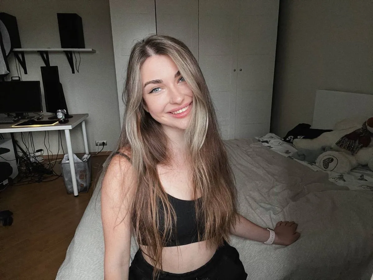 Арина AhriNyan Берднякова – бывшая девушка s1mple