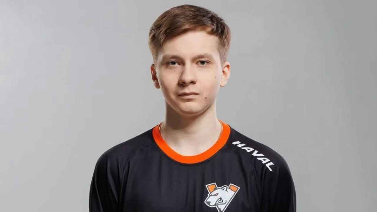Илья Squad1x Кувалдин