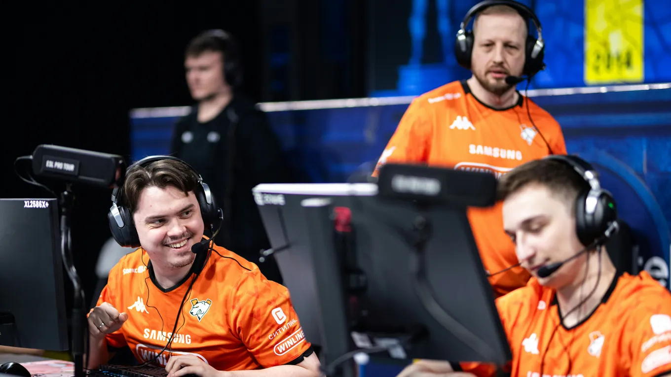 Прогноз на матч GamerLegion – Virtus.pro: российский коллектив пройдет в групповой этап
