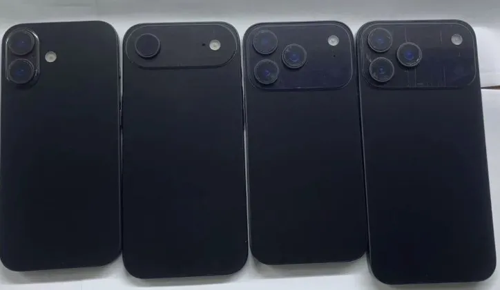 Линейка iPhone 17 в чёрном цвете