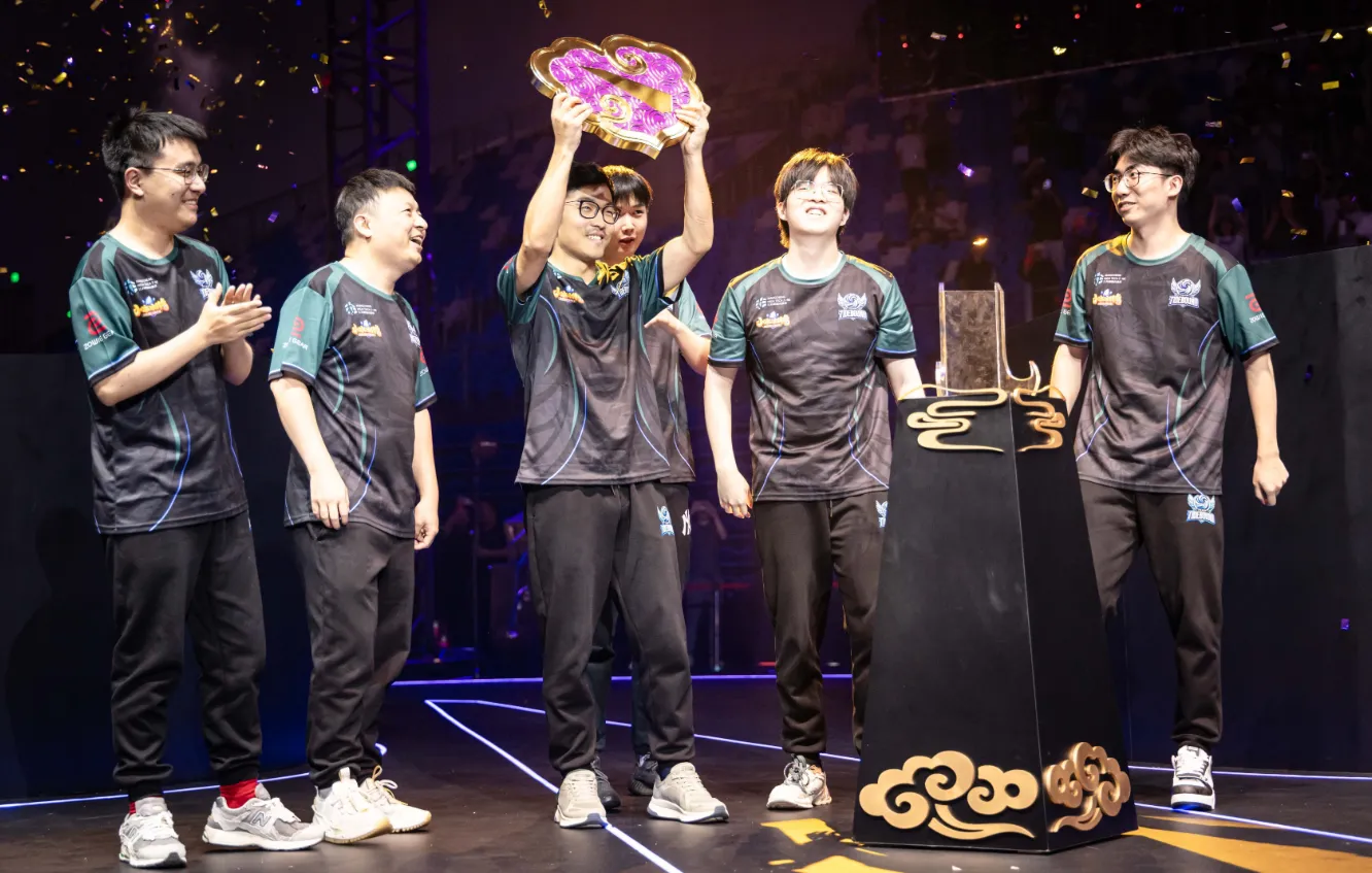 Незадолго до The International 2025 Team Tidebound выиграла топовый турнир Clavision Masters 2025: Snow-Ruyi