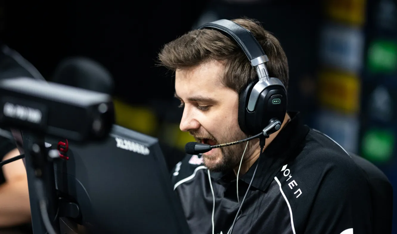 Прогноз на матч Vitality – Astralis: сможет ли HooXi обыграть лучшую команду мира?