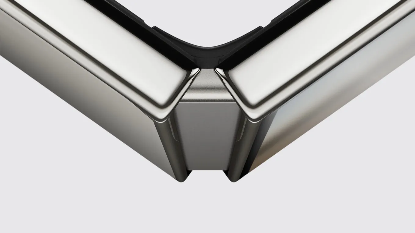 Шарнир Apple Duo состоит более чем из 100 деталей