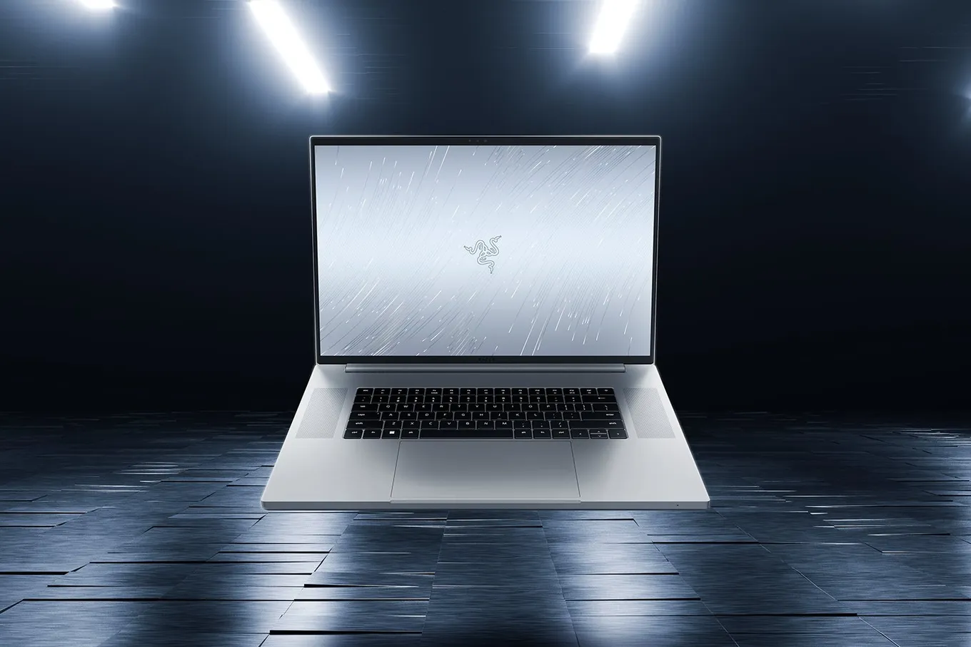 Razer Blade 18 в цвете «меркурий»