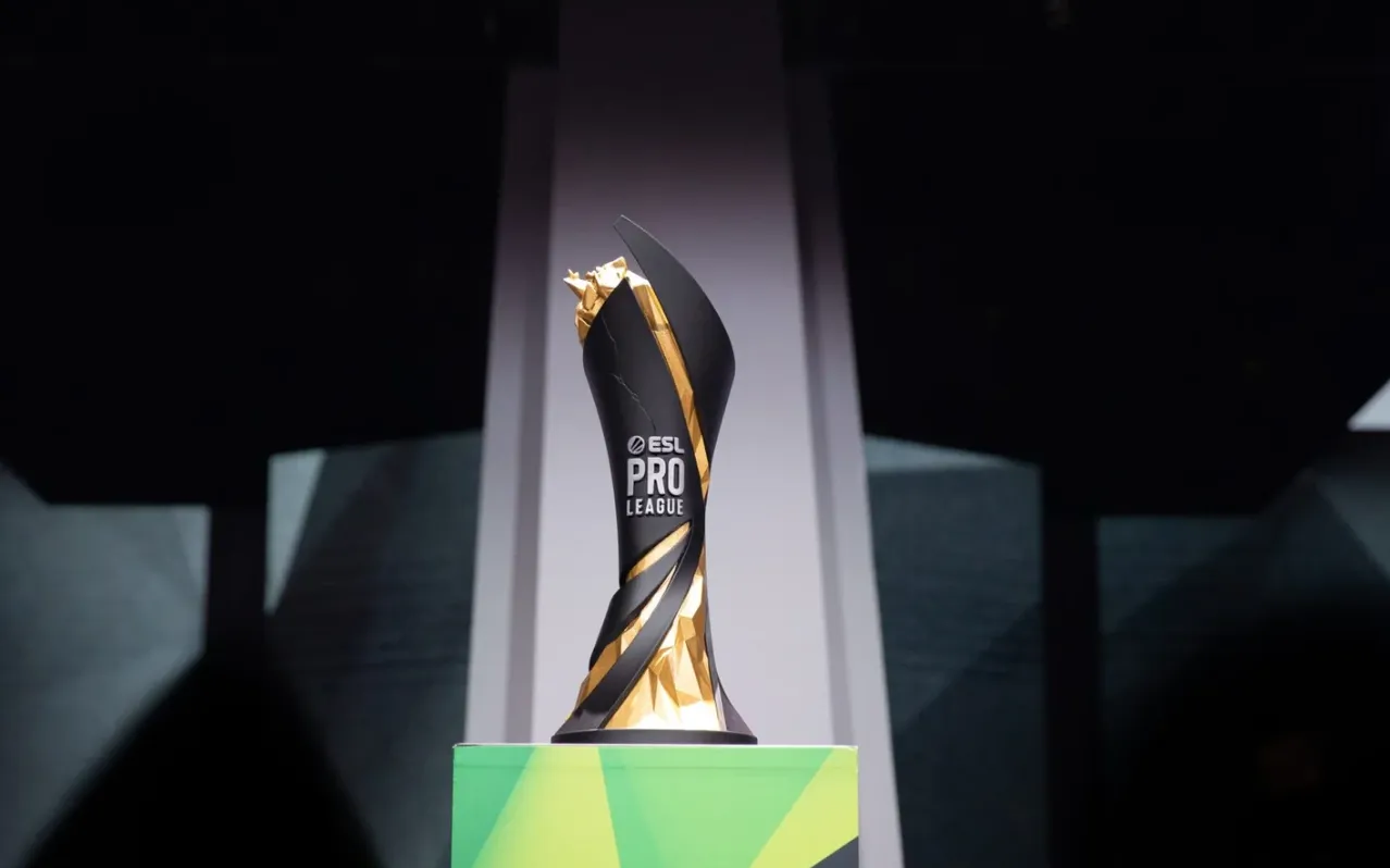 Традиционный трофей ESL Pro League