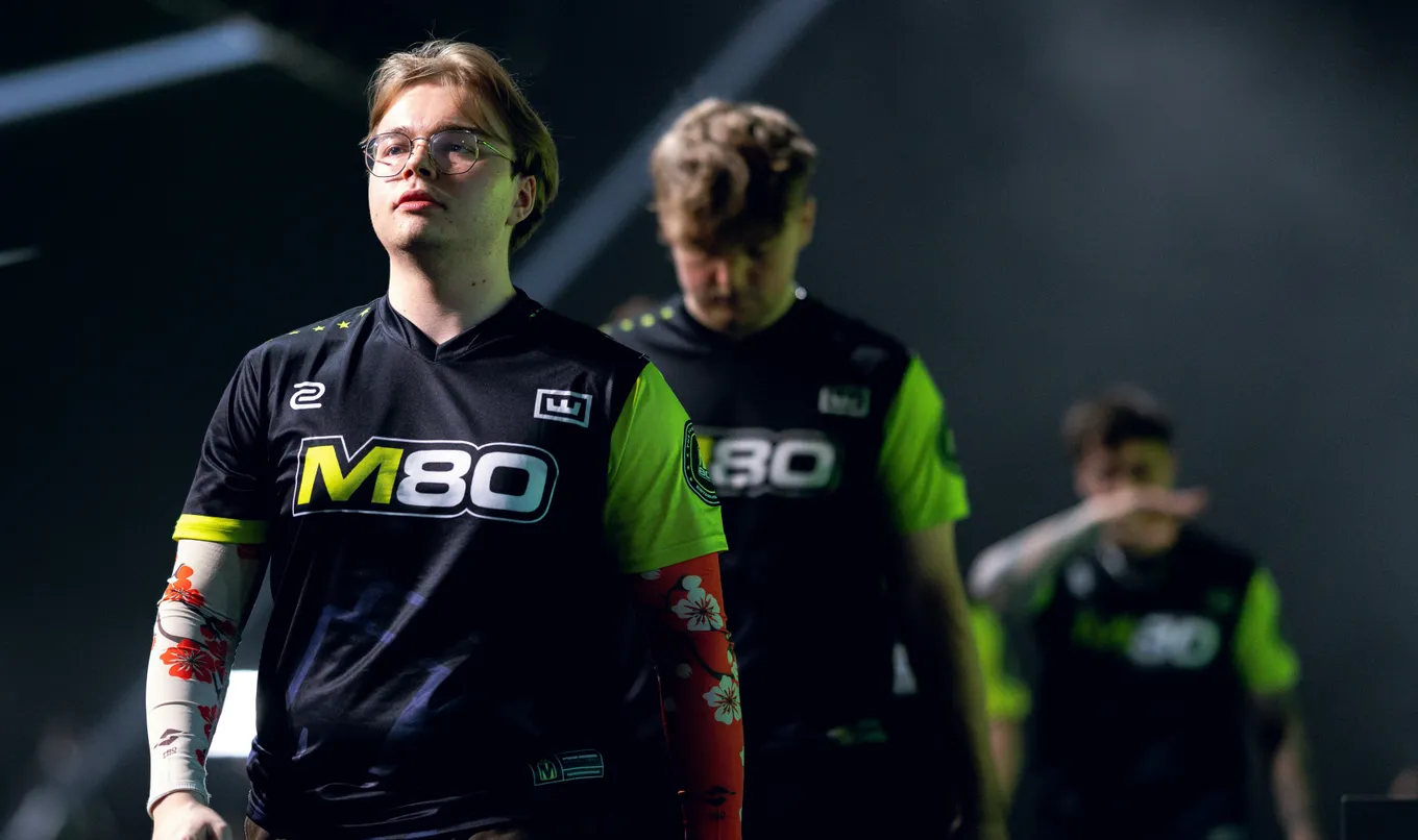 На «3-0» команду M80 поставили hades, degster и GeT_RiGhT