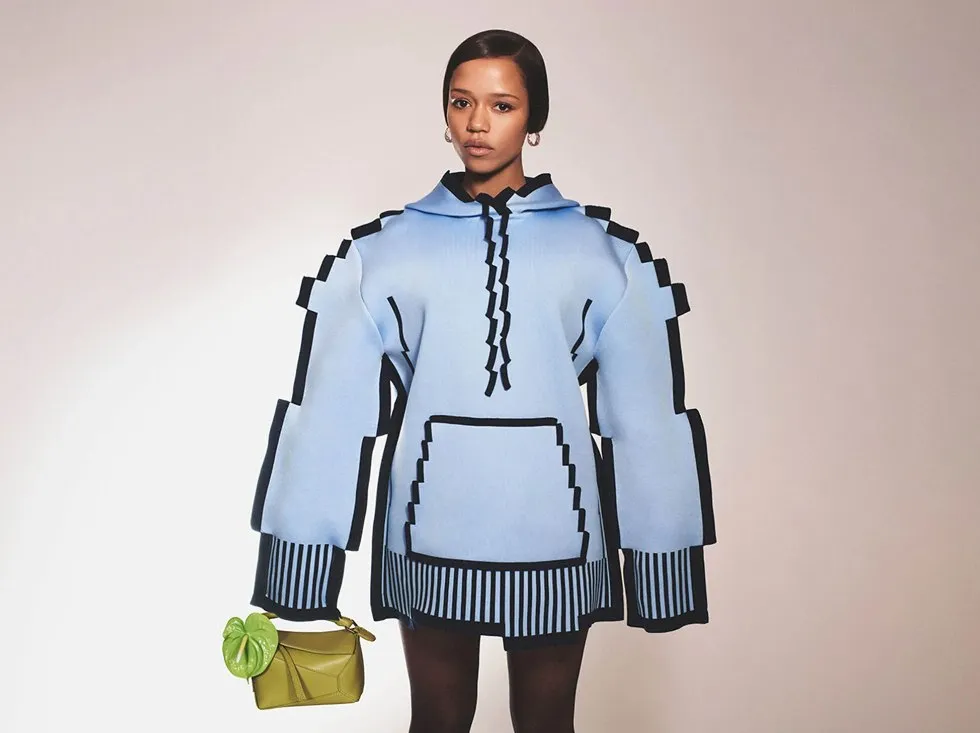 Линейка одежды Loewe в стиле Minecraft