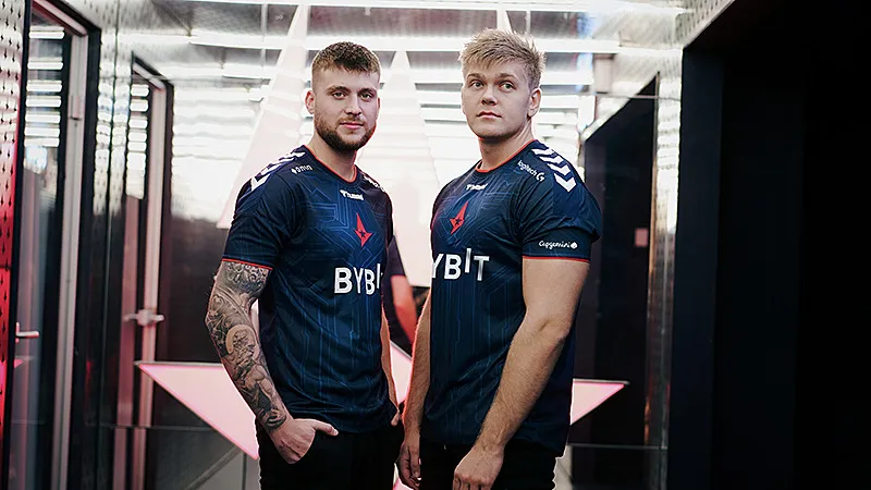 MOUZ — Astralis: кто пройдет в полуфинал?