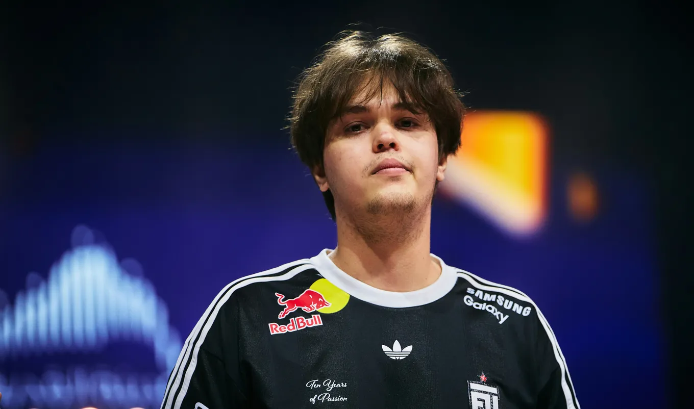 Astralis рассматривает аренду Никиты cmtry Самолотова у FUT