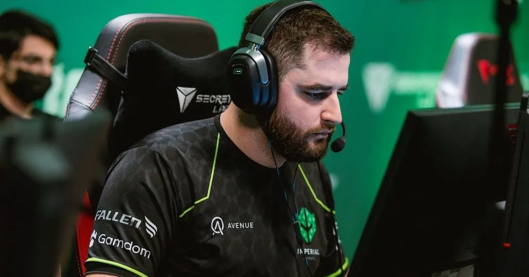 За месяц до перехода в Imperial Esports FalleN выступал в составе ветеранского микса Last Dance, намекая на скорое завершение карьеры
