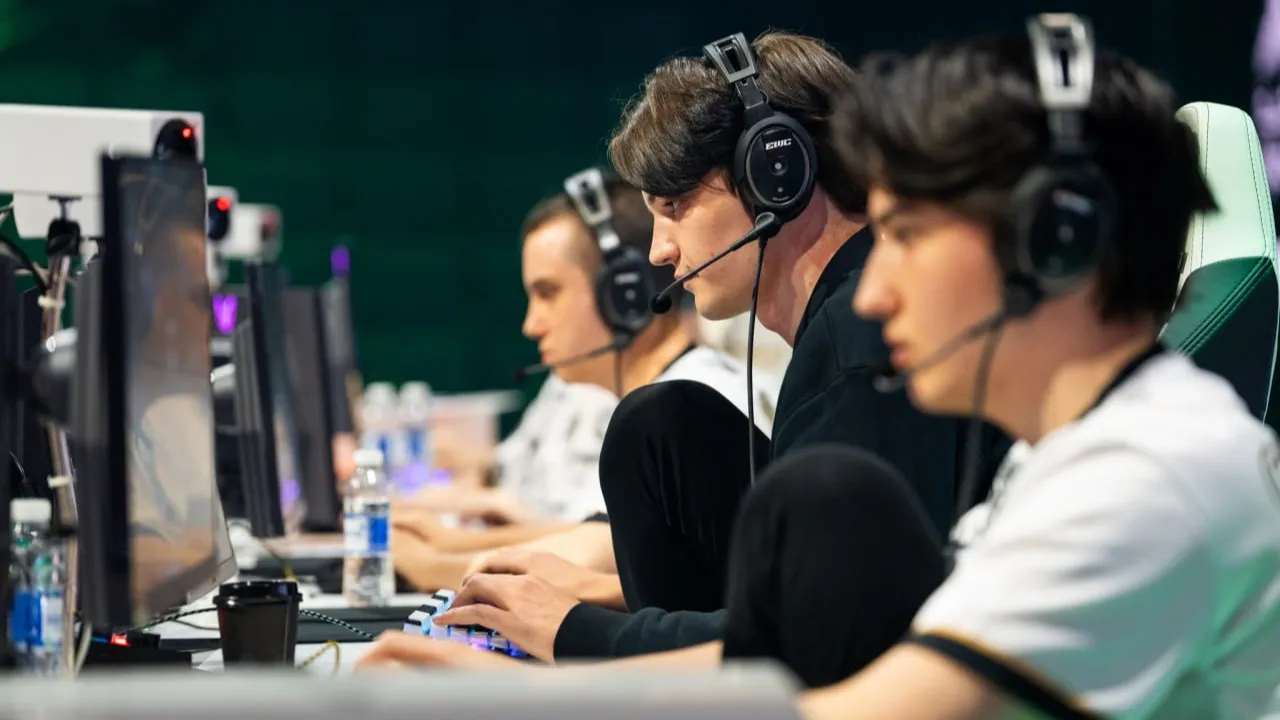 Natus Vincere – Team Spirit: традиционные три карты от «драконов»?