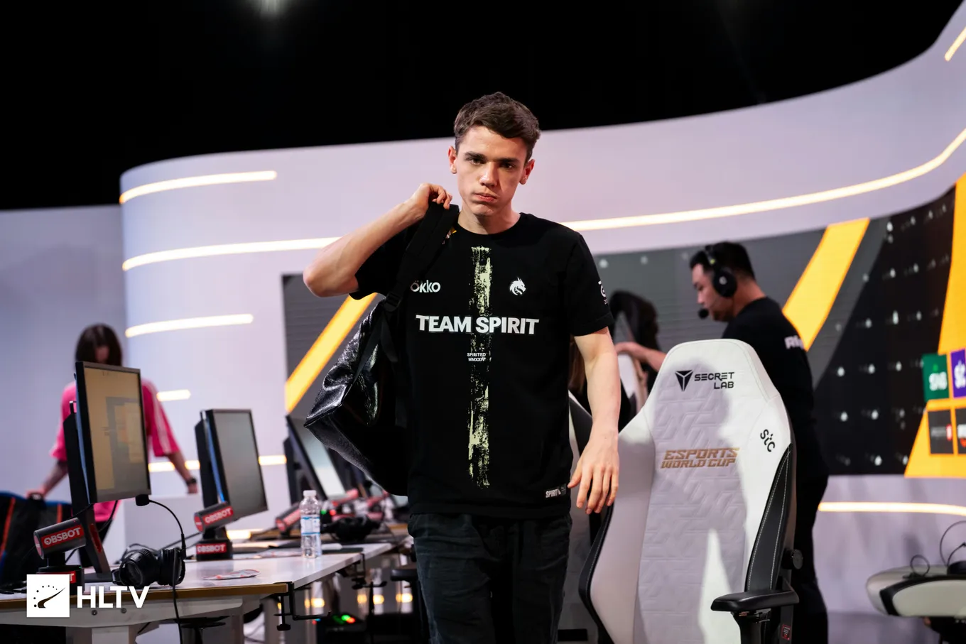Незадолго до BLAST Bounty портал HLTV подтвердил, что tN1R заменит zont1x