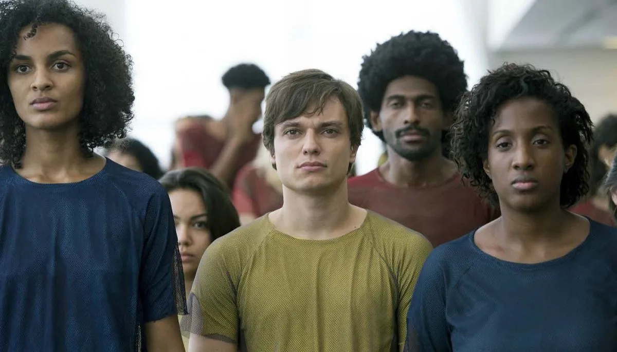 3% – бразильский сериал, вышедший на Netflix